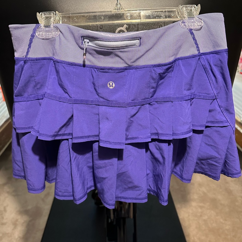 Lululemon skort size 10